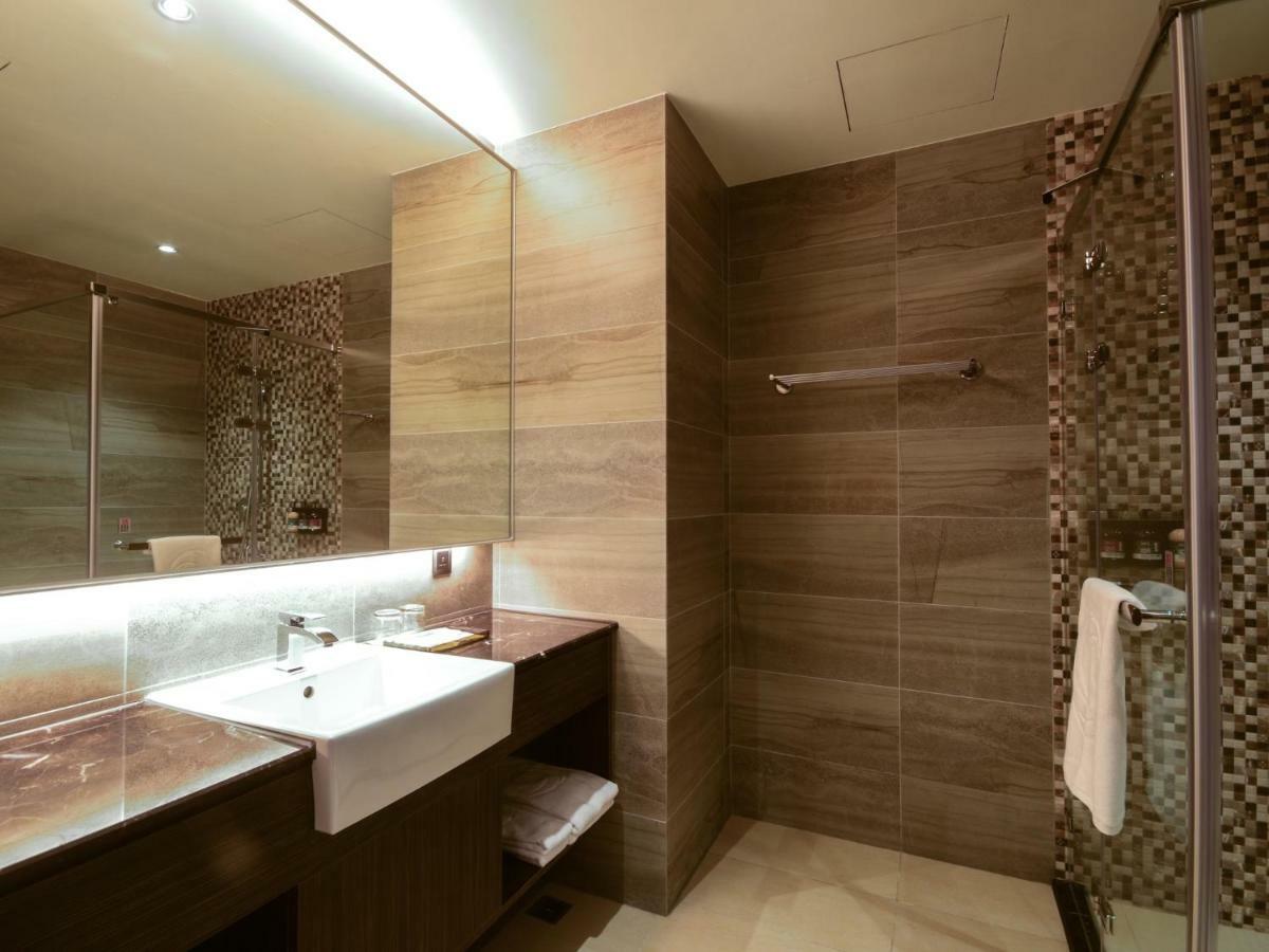 Lai Hotel Guiren Bagian luar foto